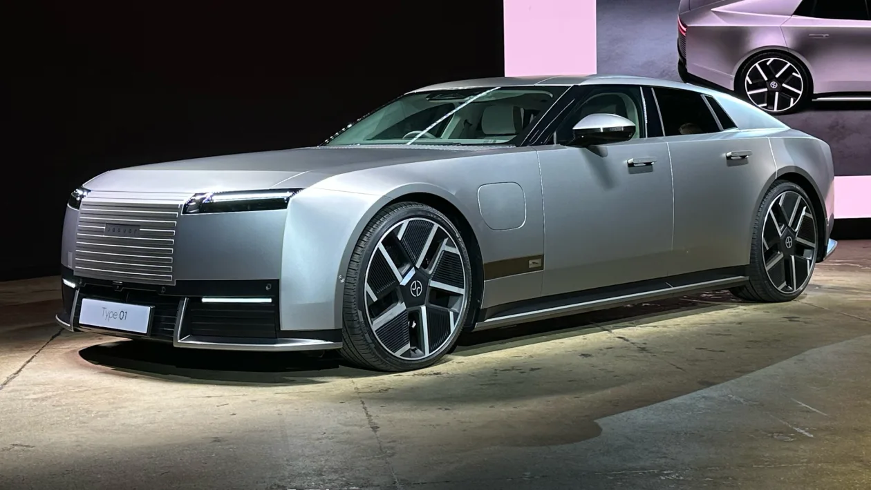 The four-door “Grand Tourer” has an ultra-long bonnet, low roofline, frameless doors and a camera instead of a rear window. It has a range of up to 450 miles and can accelerate from 0-62 miles per hour in 3.2 seconds.